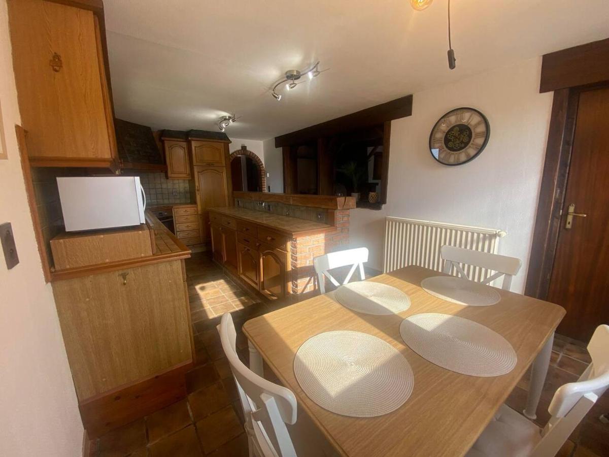 Maison La Thierache Momignies Kültér fotó